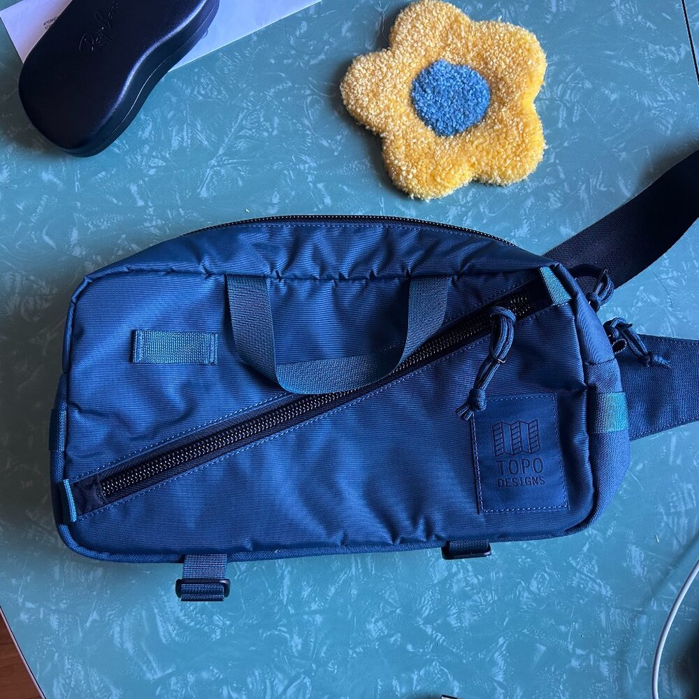 EUC Topo Designs Quick Pack